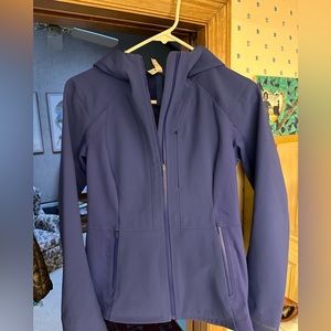 Lululemon cross chill jacket